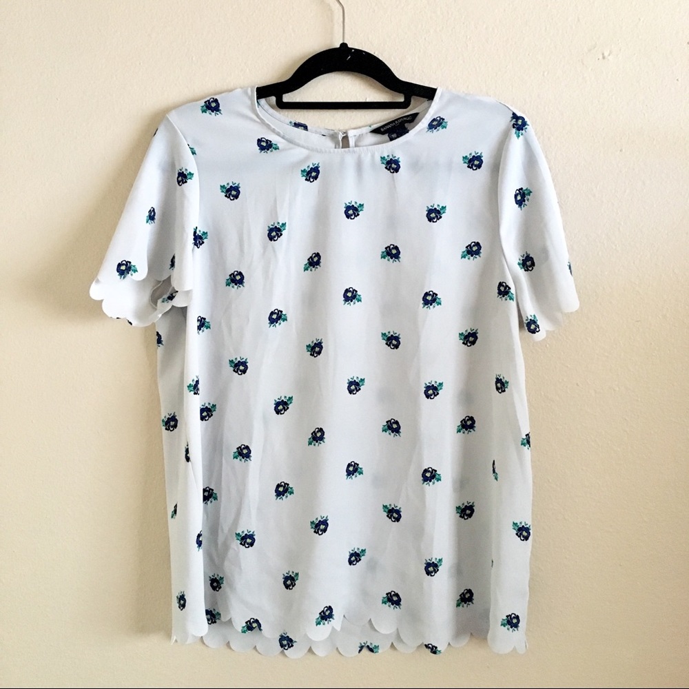Banana Republic Floral Scallop Top
